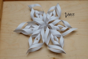 3D papírová vánoční hvězda - postup, jak vyrobit