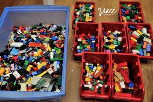 Jak uskladnit Lego - nástenný organizér