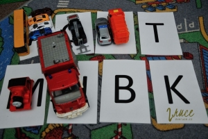 Třídění podle počátečních písmen  - dopravní prostředky